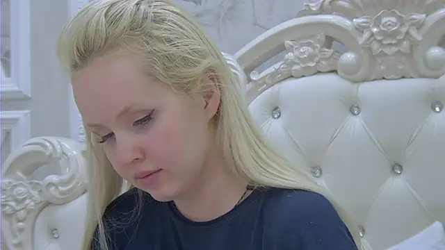 Snapshot of EllieFrosty_ chatting on 05/24/26, 03:50 EllieFrosty online show from 05/24/26, 03:50