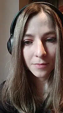 evafolver online show from 11/12/25, 12:05