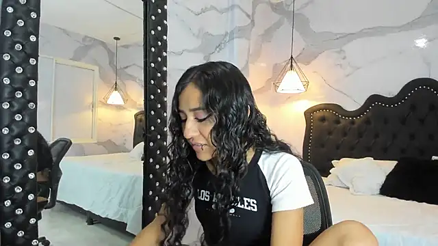 anna2809 online show from 11/19/25, 11:43