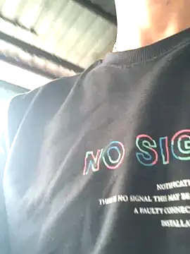 Snapshot of kavi1q1 chatting on 10/25/25, 10:01 kavi1q1 online show from 10/25/25, 10:01