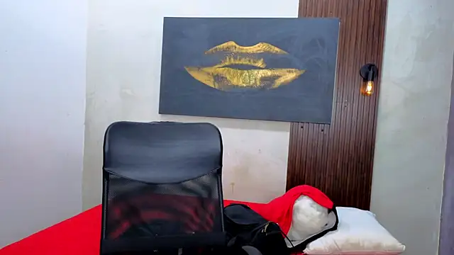Snapshot of DylanGuss chatting on 09/09/25, 11:43 DylanGuss online show from 09/09/25, 11:43