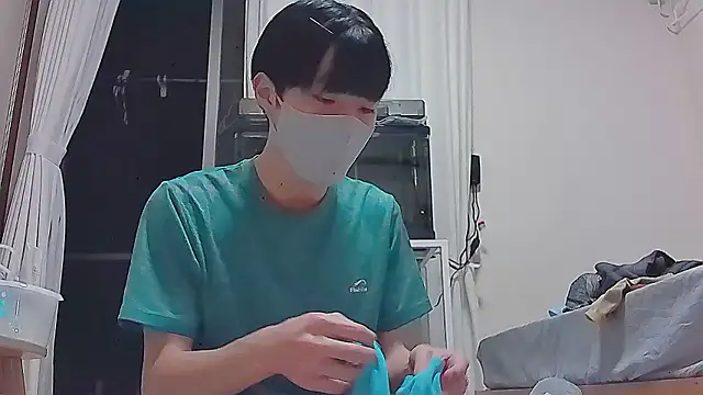 Snapshot of saitama0038 chatting on 10/11/25, 03:43 saitama0038 online show from 10/11/25, 03:43