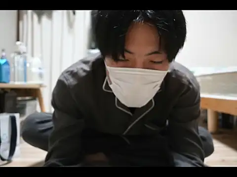 Snapshot of saitama0038 chatting on 11/28/25, 03:58 saitama0038 online show from 11/28/25, 03:58