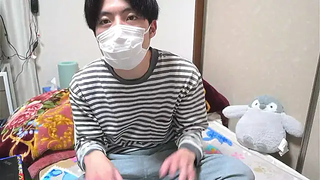 Snapshot of saitama0038 chatting on 12/18/25, 03:51 saitama0038 online show from 12/18/25, 03:51