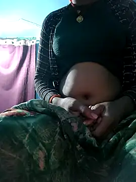 Snapshot of Hemal_Gobin chatting on 12/18/25, 11:00 Hemal Gobin online show from 12/18/25, 11:00