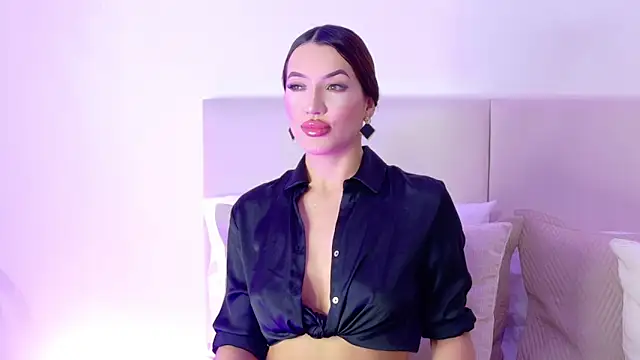 Snapshot of Bella-taylorr chatting on 09/09/25, 09:47 Bella-taylorr online show from 09/09/25, 09:47