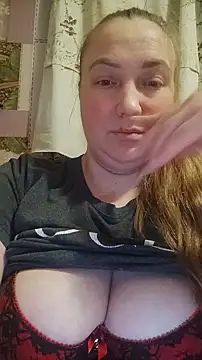 Snapshot of Kiss_Eva chatting on 12/20/24, 05:18 Kiss Eva online show from 12/20/24, 05:18