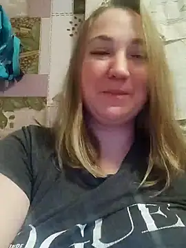 Snapshot of Kiss_Eva chatting on 01/06/25, 03:19 Kiss Eva online show from 01/06/25, 03:19