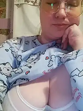 Snapshot of Kiss_Eva chatting on 01/28/25, 06:07 Kiss Eva online show from 01/28/25, 06:07