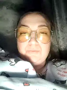 Snapshot of Kiss_Eva chatting on 01/29/25, 12:33 Kiss Eva online show from 01/29/25, 12:33