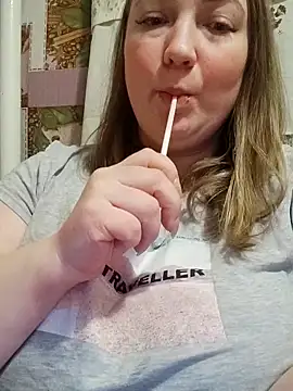 Snapshot of Kiss_Eva chatting on 02/15/25, 04:12 Kiss Eva online show from 02/15/25, 04:12