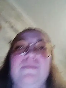 Snapshot of Kiss_Eva chatting on 02/21/25, 07:10 Kiss Eva online show from 02/21/25, 07:10