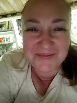 Snapshot of Kiss_Eva chatting on 10/09/25, 07:12 Kiss Eva online show from 10/09/25, 07:12