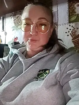 Kiss Eva online show from 01/14/26, 05:51