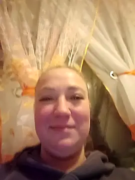 Kiss Eva online show from 03/24/26, 05:51