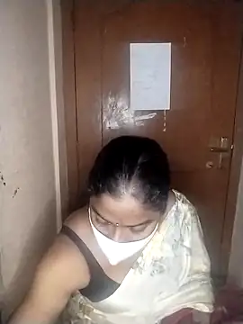 Snapshot of Megha_21 chatting on 09/19/25, 07:14 Megha 21 online show from 09/19/25, 07:14