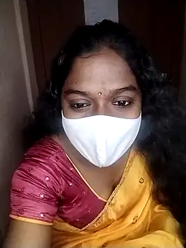 Snapshot of Megha_21 chatting on 09/21/25, 02:46 Megha 21 online show from 09/21/25, 02:46