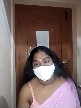 Snapshot of Megha_21 chatting on 09/23/25, 07:28 Megha 21 online show from 09/23/25, 07:28