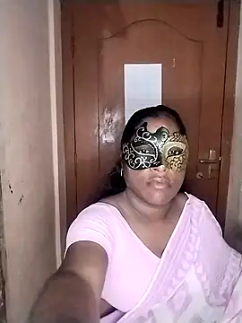 Snapshot of Megha_21 chatting on 09/25/25, 10:57 Megha 21 online show from 09/25/25, 10:57