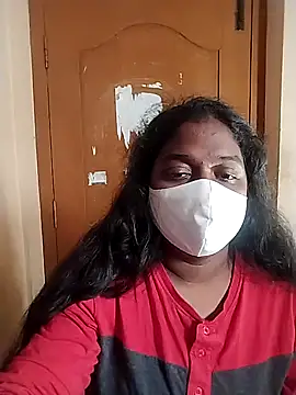 Snapshot of Megha_21 chatting on 10/11/25, 03:39 Megha 21 online show from 10/11/25, 03:39