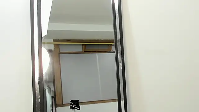 Marianee Rousse online show from 11/03/25, 10:21