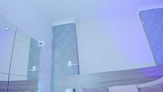 Snapshot of MiilaBlake chatting on 12/19/25, 08:16 MiilaBlake online show from 12/19/25, 08:16