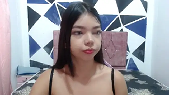 shy luna18 online show from 11/30/25, 02:10