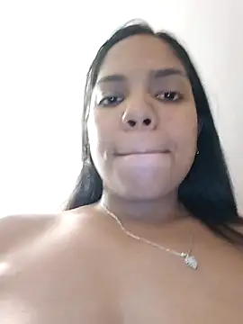 Snapshot of CloeeHills_ chatting on 10/03/25, 02:30 CloeeHills online show from 10/03/25, 02:30