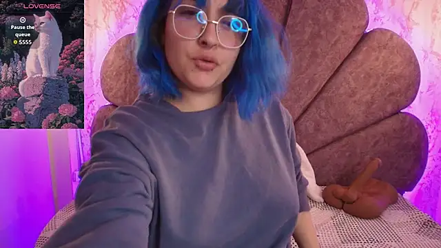 Snapshot of Lilith_curvy chatting on 09/13/25, 07:35 Lilith curvy online show from 09/13/25, 07:35