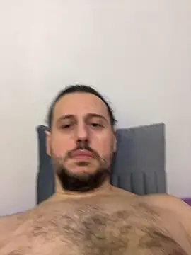 Snapshot of paleron34 chatting on 02/08/26, 09:18 paleron34 online show from 02/08/26, 09:18