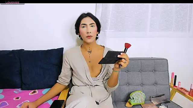 zou quira online show from 11/07/25, 11:27