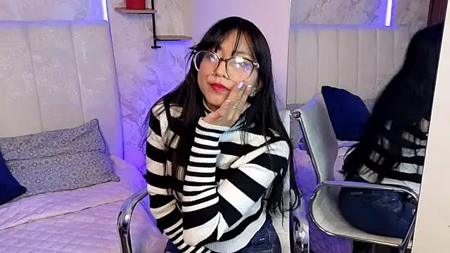 VioletxBloom online show from 01/17/26, 07:39