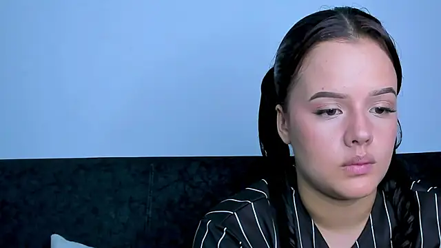 Snapshot of sweet_lily26 chatting on 09/14/25, 02:22 sweet lily26 online show from 09/14/25, 02:22