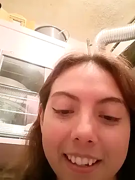 Snapshot of MoonBlueSex chatting on 09/14/25, 04:33 MoonBlueSex online show from 09/14/25, 04:33