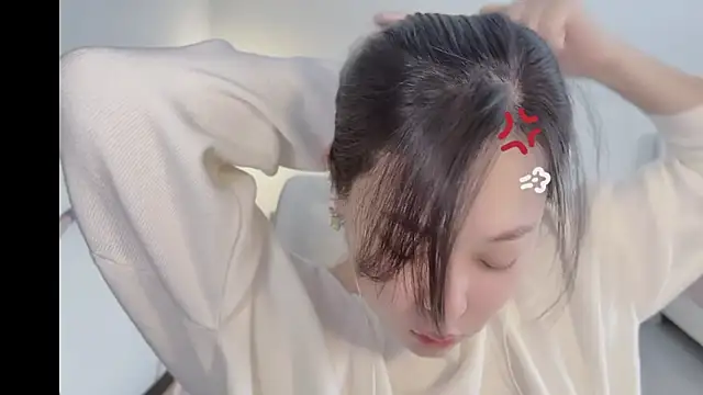 Snapshot of Maymay_ chatting on 11/22/25, 11:15 Maymay online show from 11/22/25, 11:15