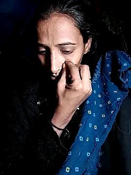 Pinki thakur 1 online show from 10/29/25, 04:42