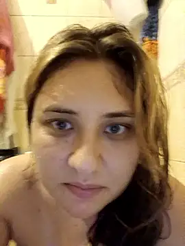 Snapshot of ivorywhisper chatting on 10/01/25, 03:51 ivorywhisper online show from 10/01/25, 03:51