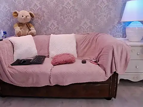 Ella Raven online show from 04/10/26, 05:12