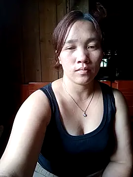 miumiu 00 online show from 09/28/25, 06:30