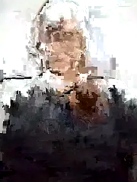 miumiu 00 online show from 11/16/25, 12:44