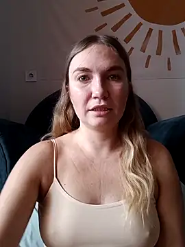 KisaVixen online show from 10/03/25, 09:17