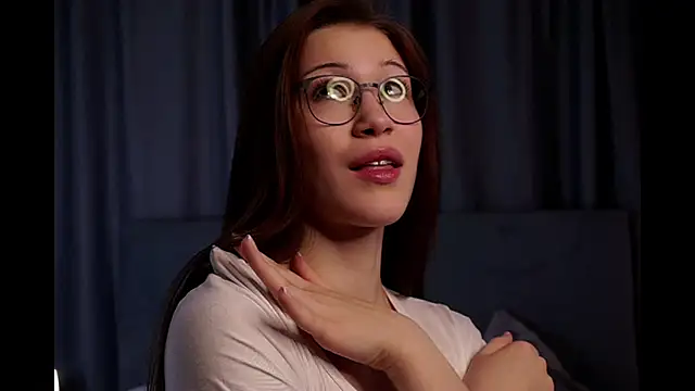 KarisaKusner online show from 10/29/25, 12:13