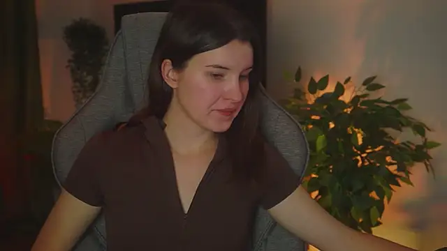 Snapshot of AgataWillis chatting on 10/25/25, 03:36 AgataWillis online show from 10/25/25, 03:36