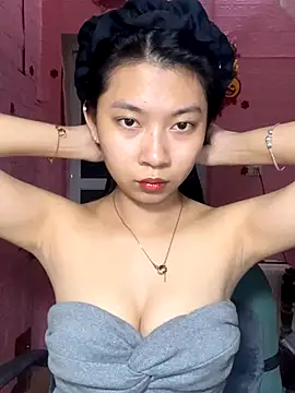 Snapshot of Phthao chatting on 09/13/25, 03:01 Phthao online show from 09/13/25, 03:01