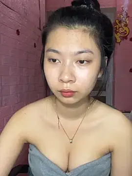 Snapshot of Phthao chatting on 09/20/25, 03:13 Phthao online show from 09/20/25, 03:13