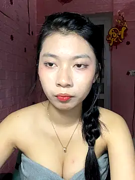 Snapshot of Phthao chatting on 10/04/25, 02:59 Phthao online show from 10/04/25, 02:59