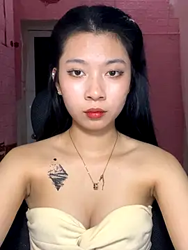 Snapshot of Phthao chatting on 11/07/25, 04:40 Phthao online show from 11/07/25, 04:40