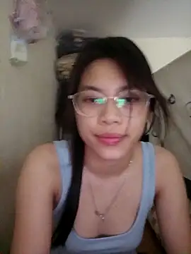 Snapshot of Katanh chatting on 09/13/25, 12:49 Katanh online show from 09/13/25, 12:49