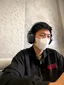 linh21107 online show from 11/07/25, 01:16