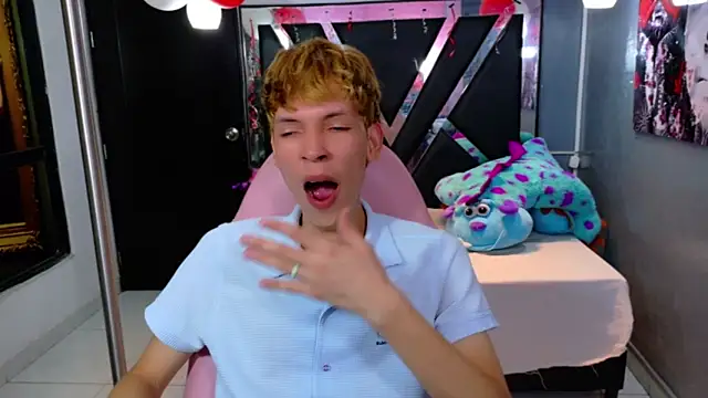 park jimin1 online show from 09/24/25, 12:08